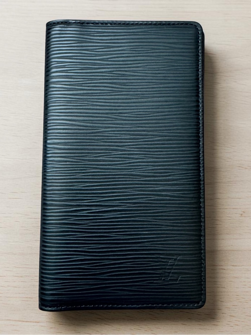 Authentic LV Epi leather wallet
